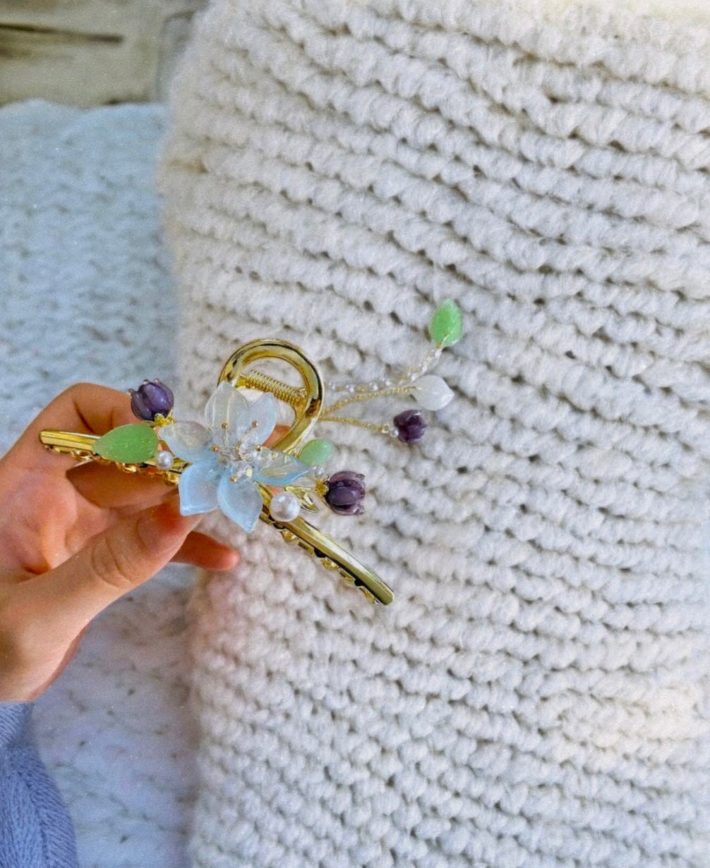 Soft Garden Metal Hair Claw Clip