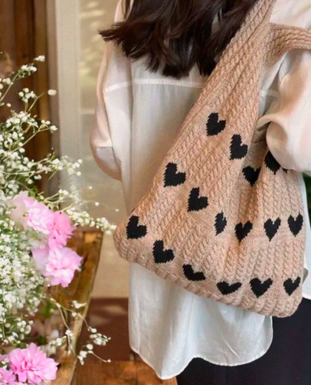 the heart of mocha crochet tote
