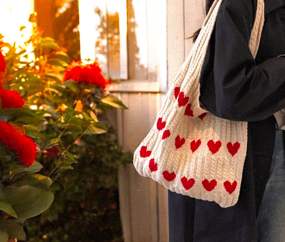 the love knot crochet tote