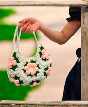 petal pickin’ crochet mini bag